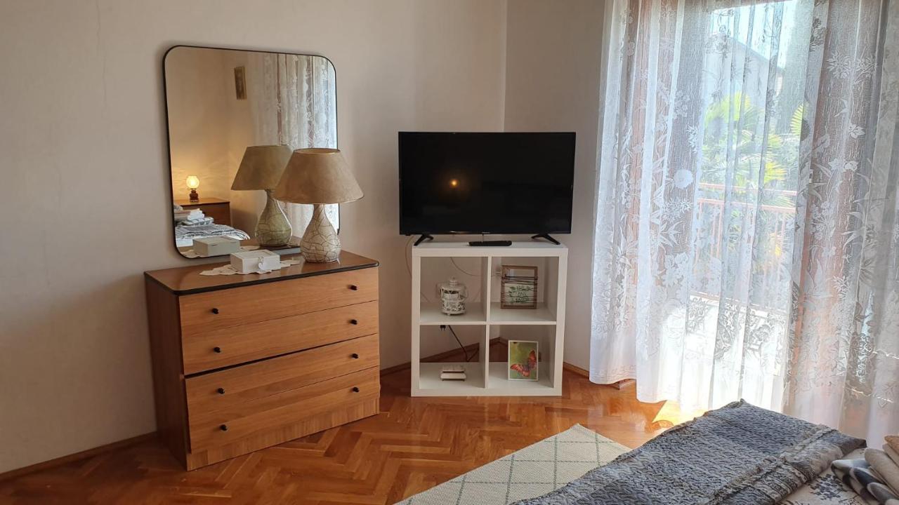 Apartmani Sofia Njivice Eksteriør billede